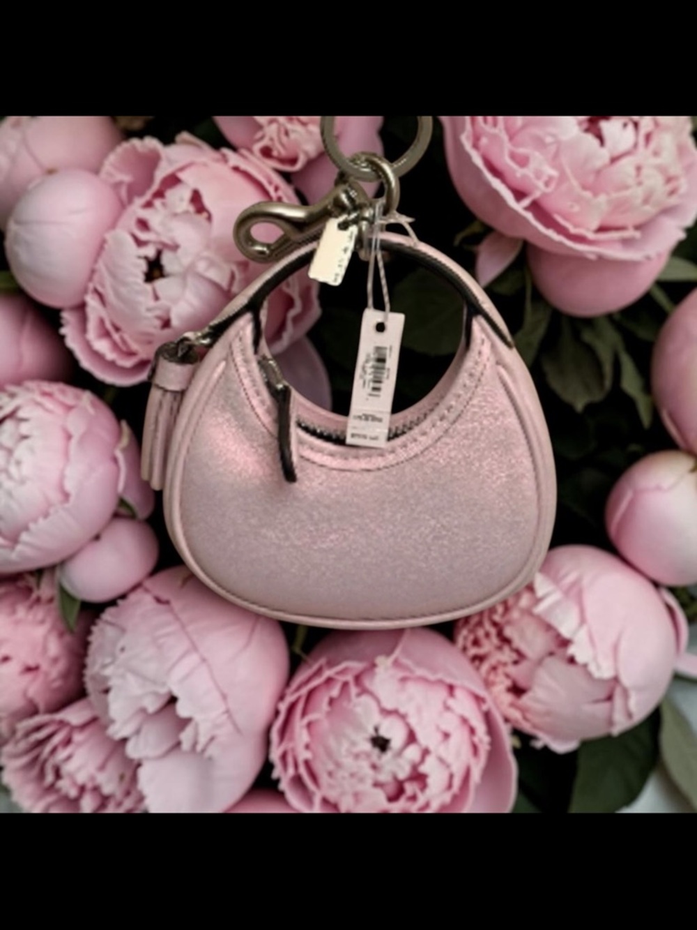 Coach mini Carmen bag charm NWT keychain in pearlized pink - Picture 4 of 14